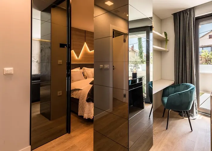 Luxury Luna With Private, Heated Pool Appartement Zadar