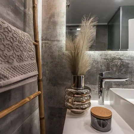 Apartment Luxury Luna With Private, Heated Pool