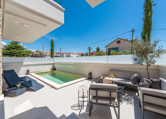 דירה Luxury Luna With Private, Heated Pool זאדאר